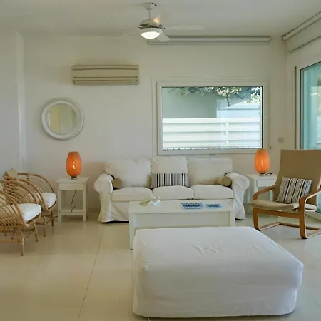 Villa Narcissus 18 *